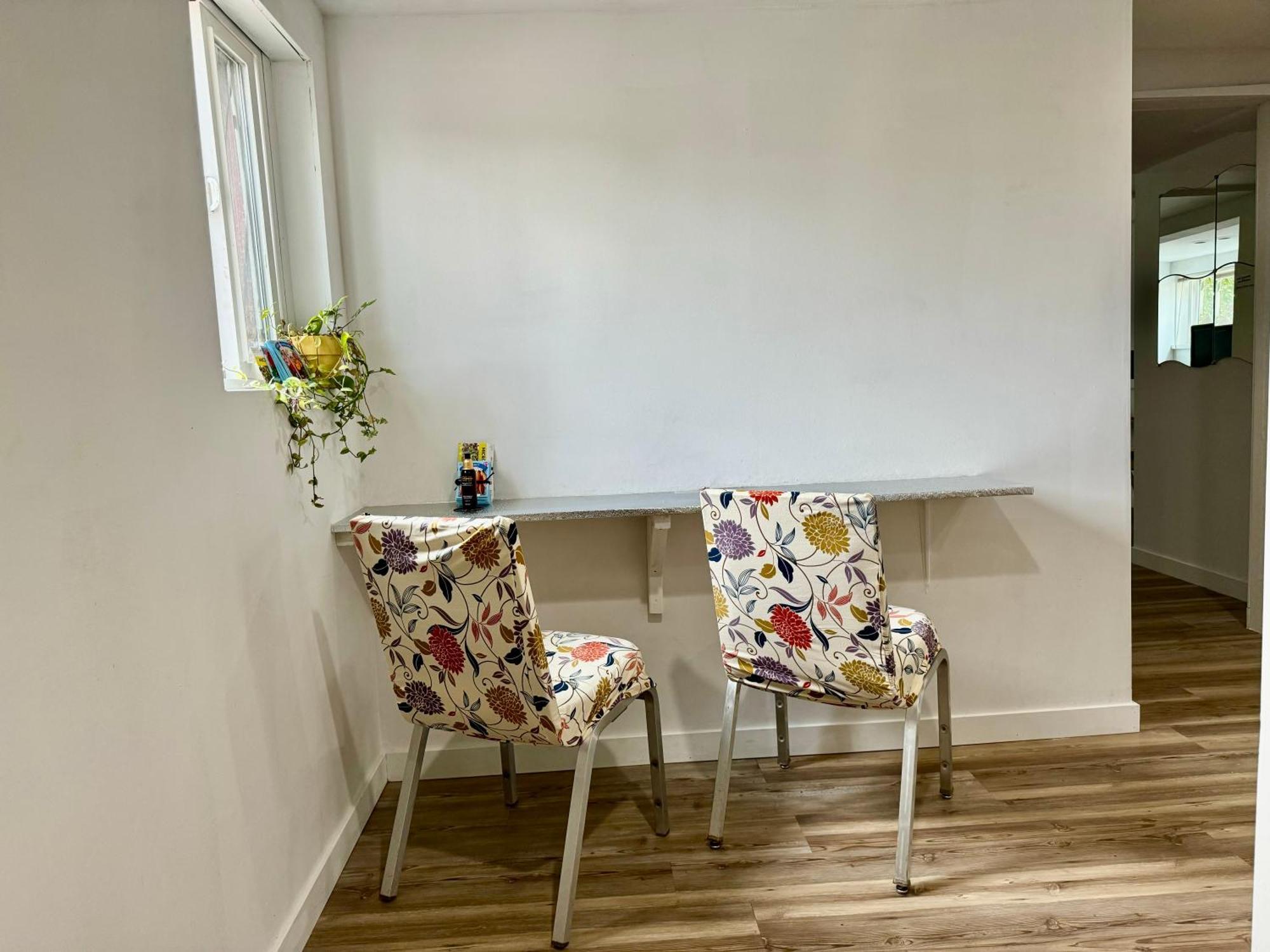 Tiny Private Room On The 1St Floor With Shared Bathroom Near Seatac Airport And Downtown Σιάτλ Εξωτερικό φωτογραφία