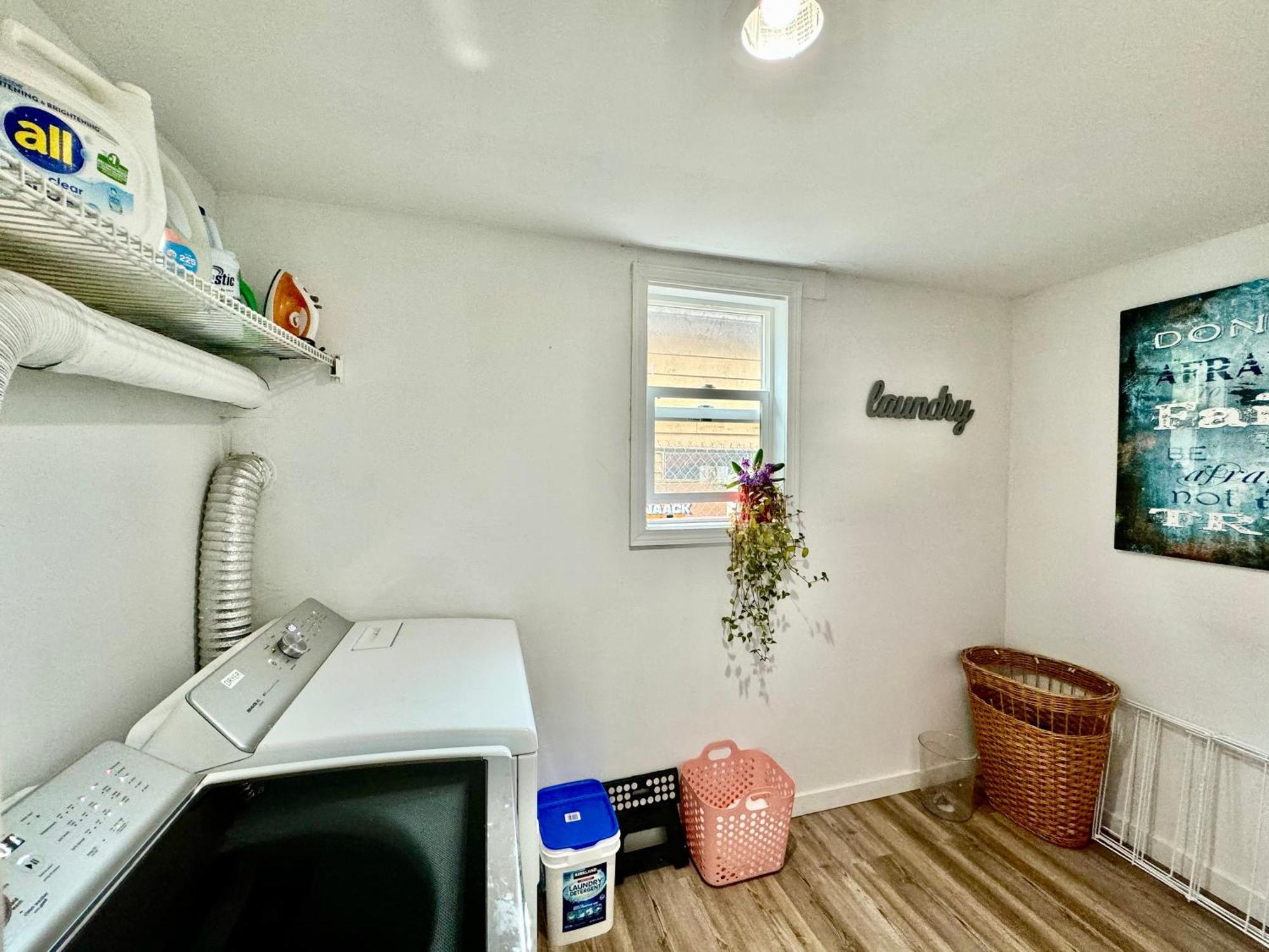 Tiny Private Room On The 1St Floor With Shared Bathroom Near Seatac Airport And Downtown Σιάτλ Εξωτερικό φωτογραφία