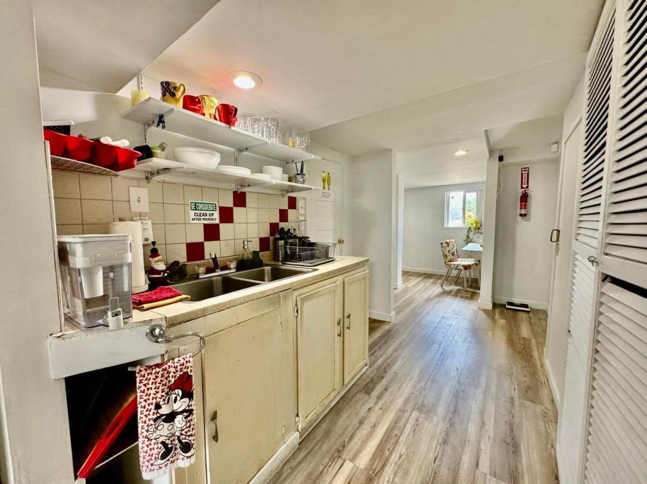 Tiny Private Room On The 1St Floor With Shared Bathroom Near Seatac Airport And Downtown Σιάτλ Εξωτερικό φωτογραφία