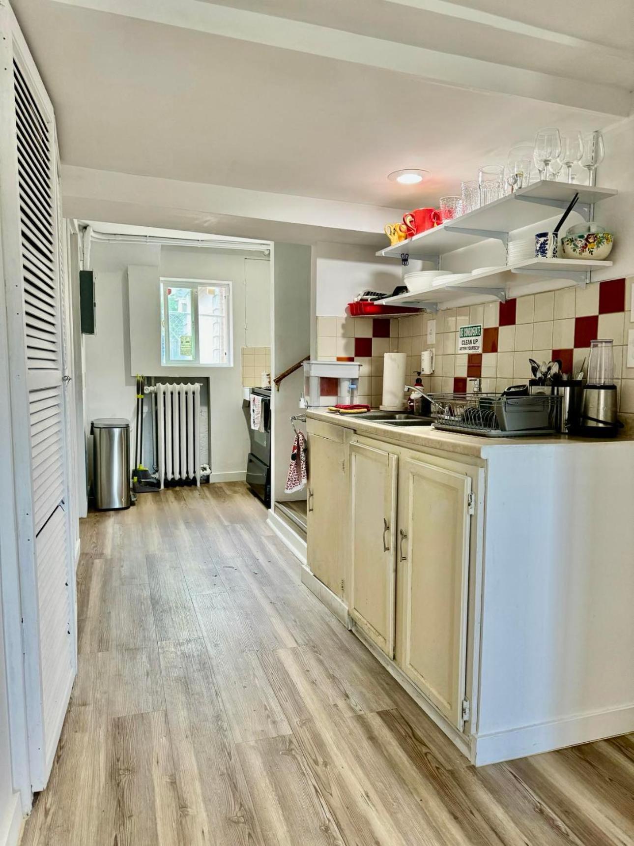 Tiny Private Room On The 1St Floor With Shared Bathroom Near Seatac Airport And Downtown Σιάτλ Εξωτερικό φωτογραφία